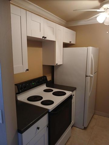 250 Durham 250 F, Deerfield Beach, FL 33442