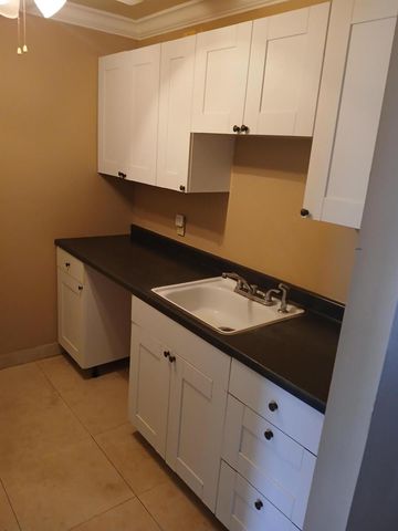 250 Durham 250 F, Deerfield Beach, FL 33442