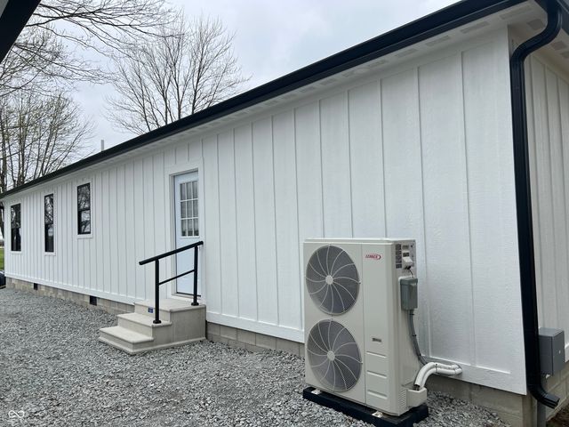 4653 E Us Highway 36, Markleville, IN 46056
