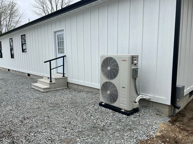 4653 E Us Highway 36, Markleville, IN 46056