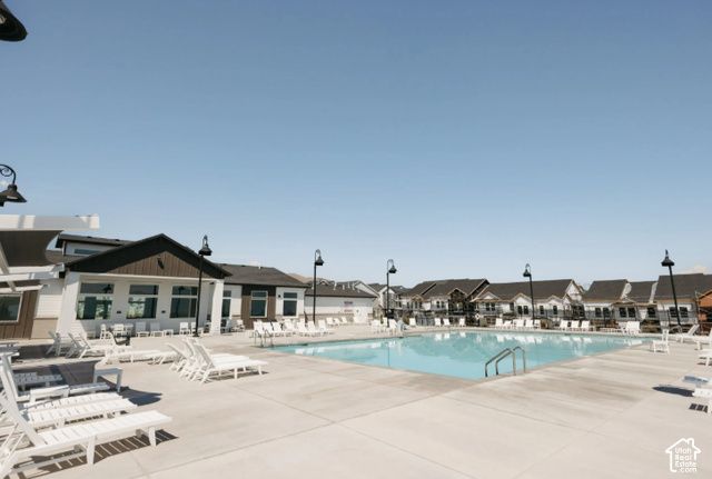 1529 W SKYLINE DR, Saratoga Springs, UT 84045
