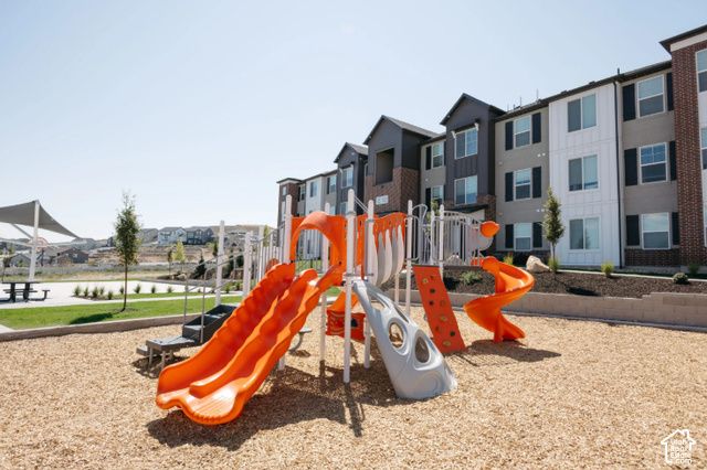 1529 W SKYLINE DR, Saratoga Springs, UT 84045