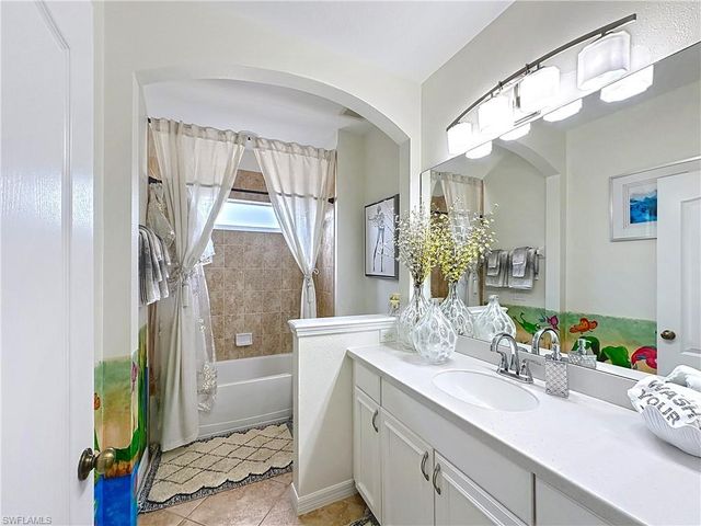 3032 Via Rialto ST, Fort Myers, FL 33905