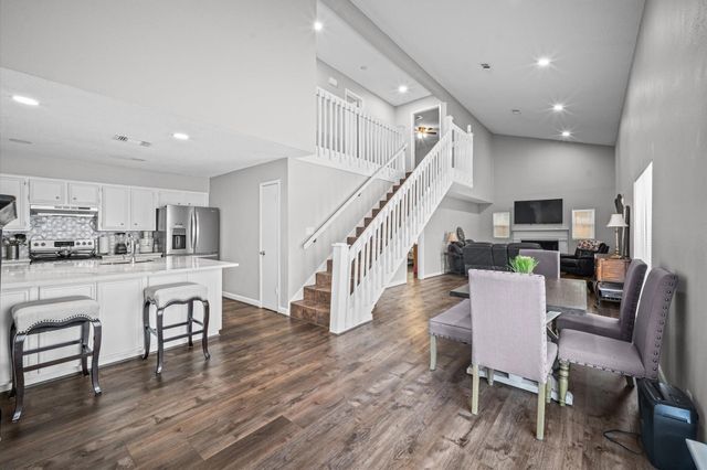 3010 Whitman Drive, Montgomery, TX 77356