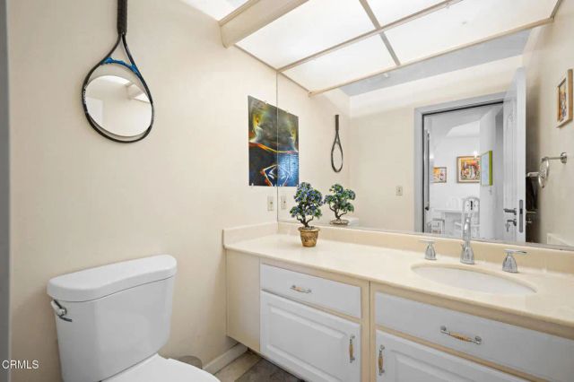 1340 Glenwood Road 17, Glendale, CA 91201