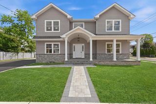 447 Keller Avenue, Elmont, NY 11003
