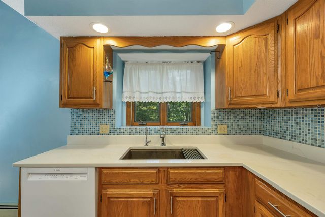 56 Pine Ridge Road, Sunapee, NH 03782