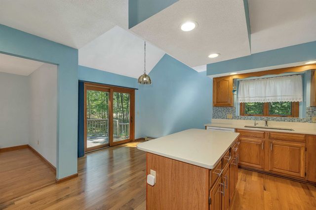 56 Pine Ridge Road, Sunapee, NH 03782