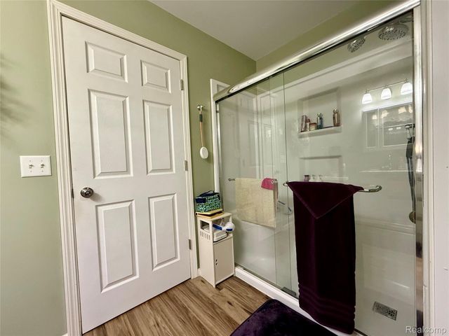 10415 N Genesee Road, Thetford Township, MI 48458