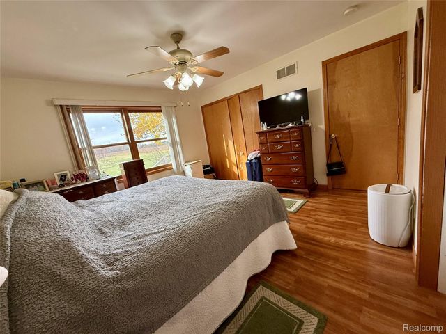 10415 N Genesee Road, Thetford Township, MI 48458