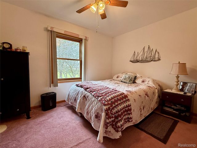 10415 N Genesee Road, Thetford Township, MI 48458