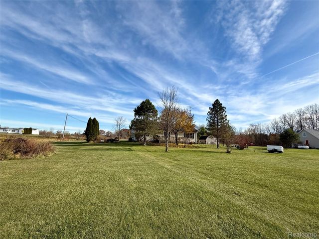 10415 N Genesee Road, Thetford Township, MI 48458