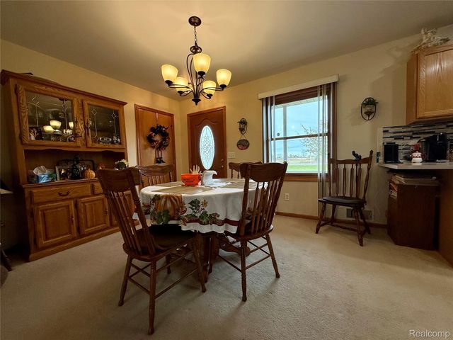 10415 N Genesee Road, Thetford Township, MI 48458