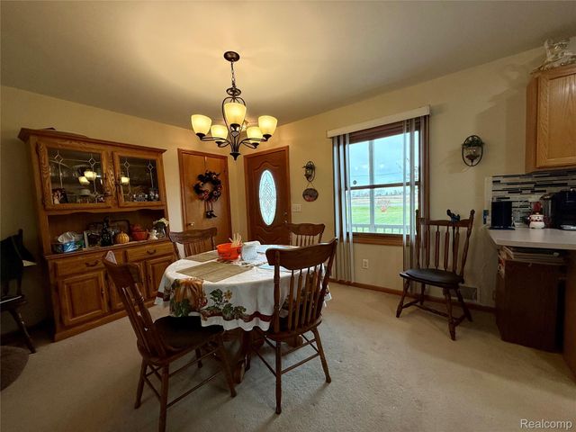 10415 N Genesee Road, Thetford Township, MI 48458