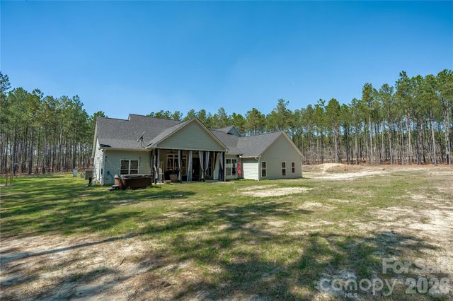 2138 Lockhart Road, Camden, SC 29020