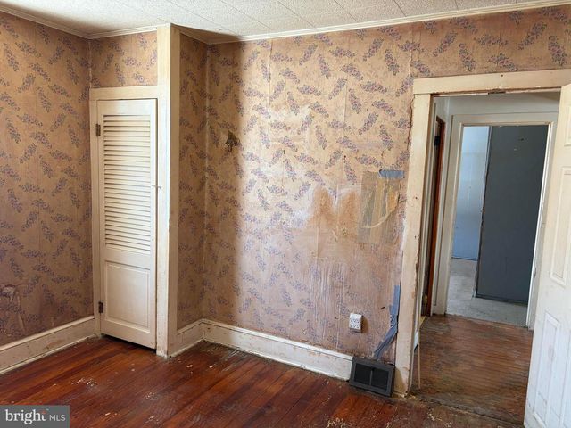 1015 GALBRAITH AVE, Upper Chichester, PA 19061