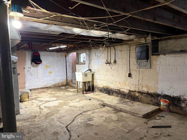 1015 GALBRAITH AVE, Upper Chichester, PA 19061