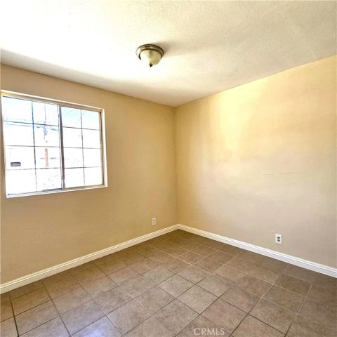 1445 W 82nd, Los Angeles, CA 90047