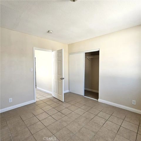 1445 W 82nd, Los Angeles, CA 90047