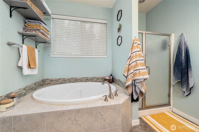 7805 300th Street Ct S, Roy, WA 98580