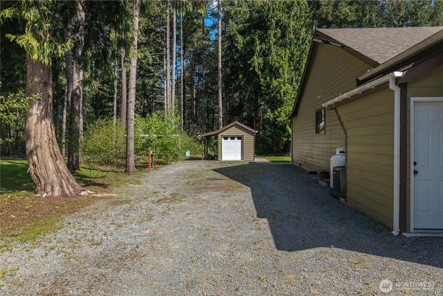 7805 300th Street Ct S, Roy, WA 98580