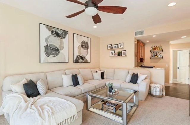 27636 Mountain Meadow Road, Escondido, CA 92026