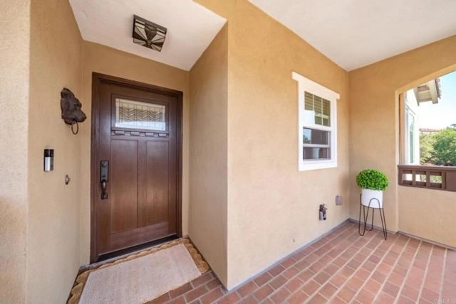 27636 Mountain Meadow Road, Escondido, CA 92026