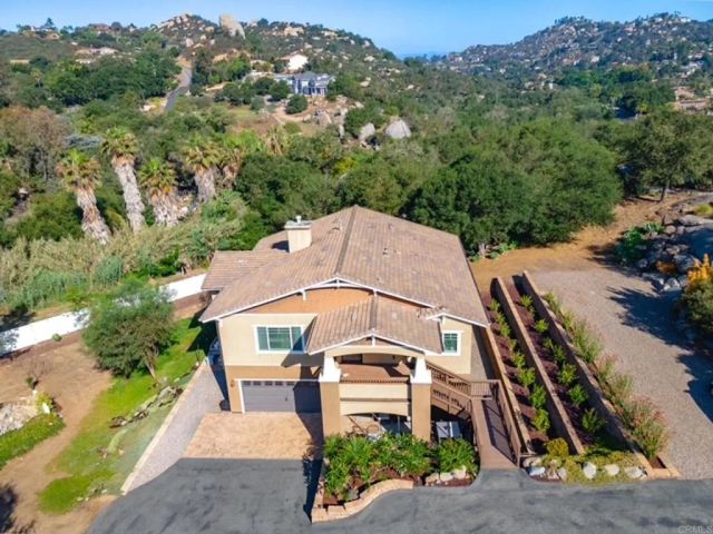 27636 Mountain Meadow Road, Escondido, CA 92026