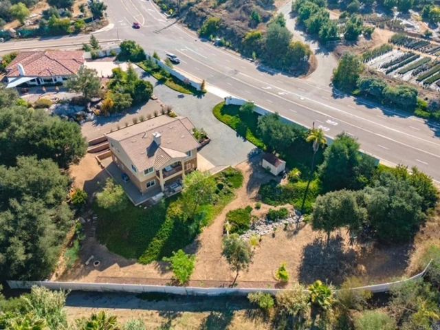 27636 Mountain Meadow Road, Escondido, CA 92026