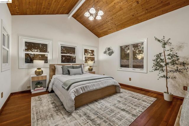 1648 Oak View Ave, Kensington, CA 94707