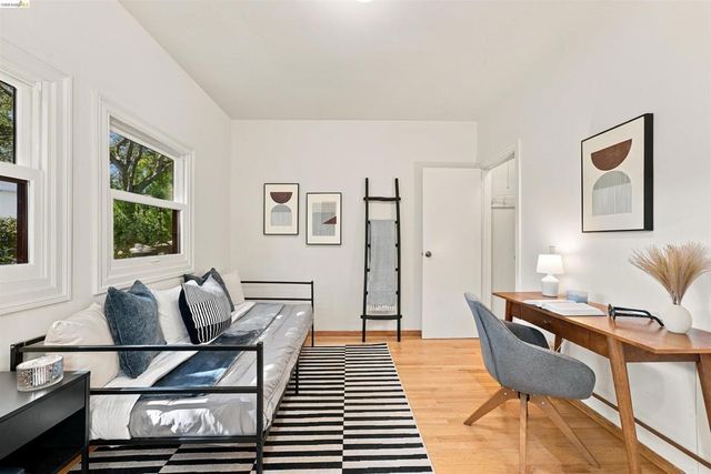 1648 Oak View Ave, Kensington, CA 94707