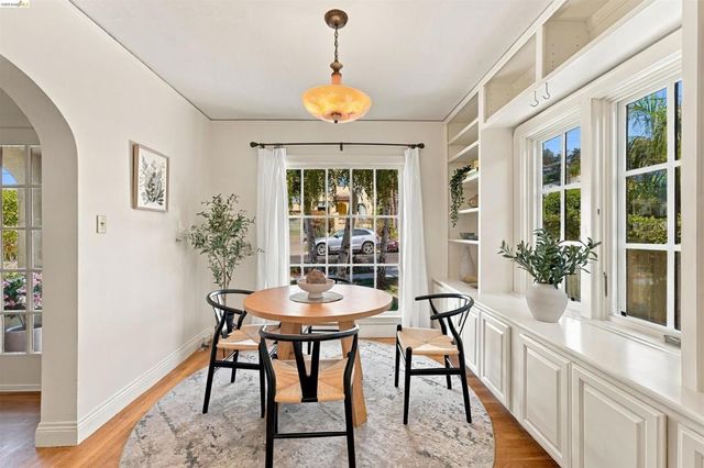 1648 Oak View Ave, Kensington, CA 94707