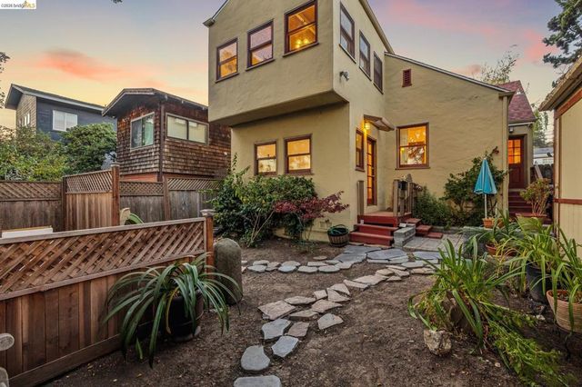 1648 Oak View Ave, Kensington, CA 94707