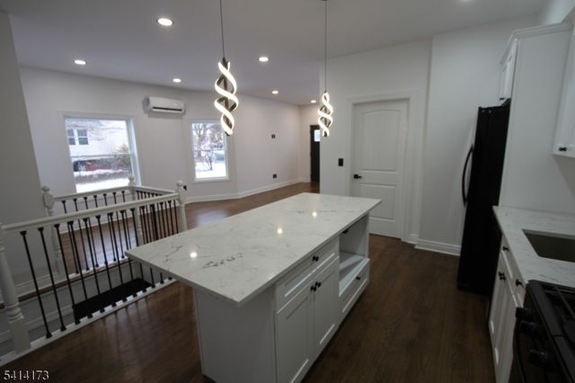 126 4Th Ave, Hawthorne Boro, NJ 07506