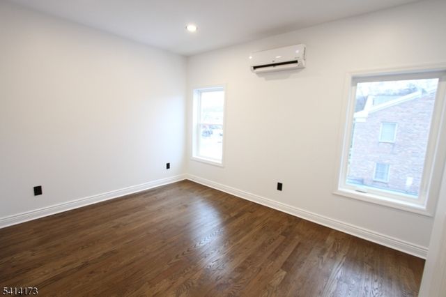 126 4Th Ave, Hawthorne Boro, NJ 07506