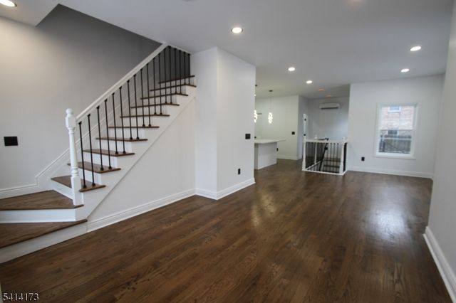 126 4Th Ave, Hawthorne Boro, NJ 07506