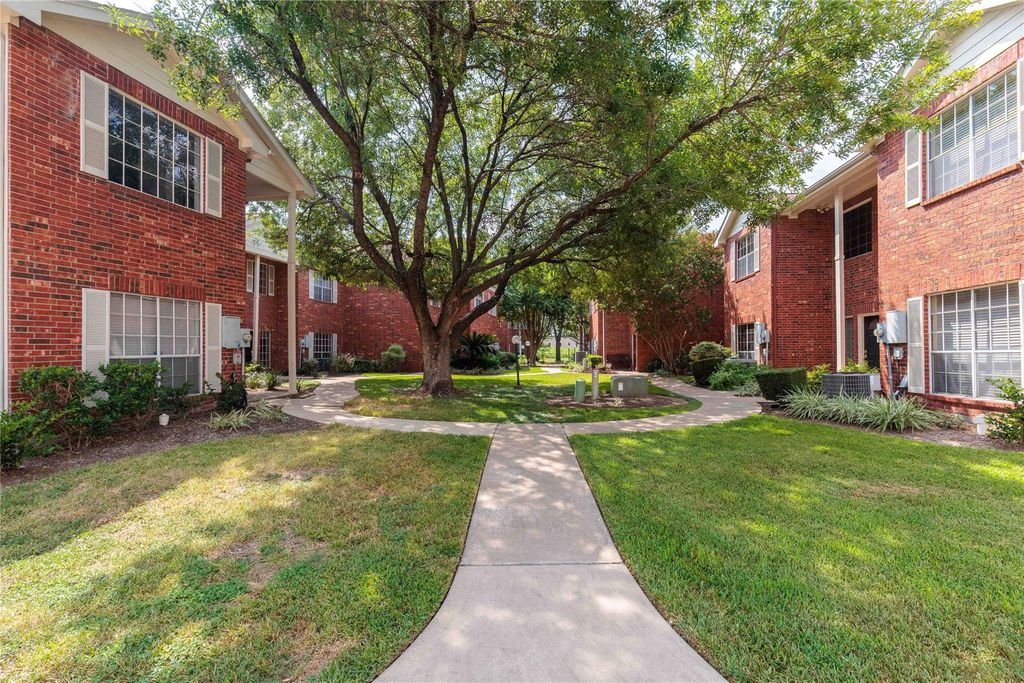 13683 Garden Grove Court 265, Houston, TX 77082