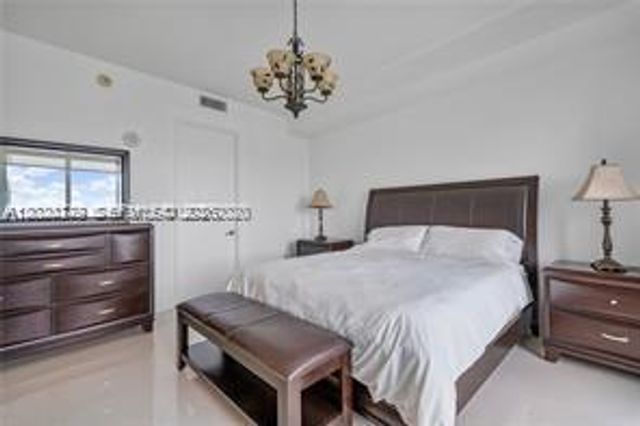 18201 Collins Ave 3407, Sunny Isles Beach, FL 33160