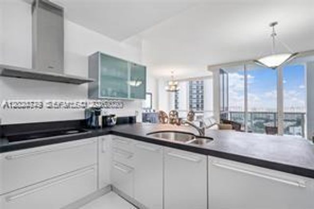 18201 Collins Ave 3407, Sunny Isles Beach, FL 33160