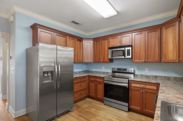 409 American Rd Apt 108, Nashville, TN 37209