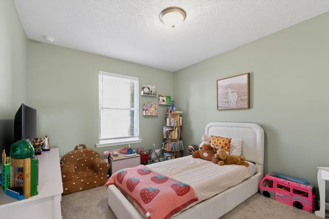 1344 Busiris Dr, Hermitage, TN 37076