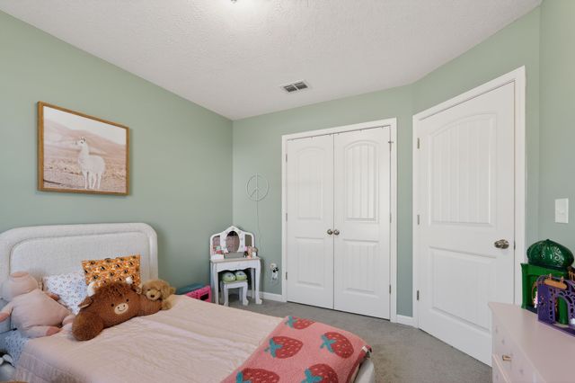 1344 Busiris Dr, Hermitage, TN 37076