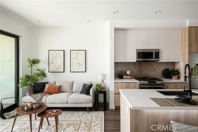 118 Astronaut Ellison S Onizuka Street 307, Los Angeles, CA 90012