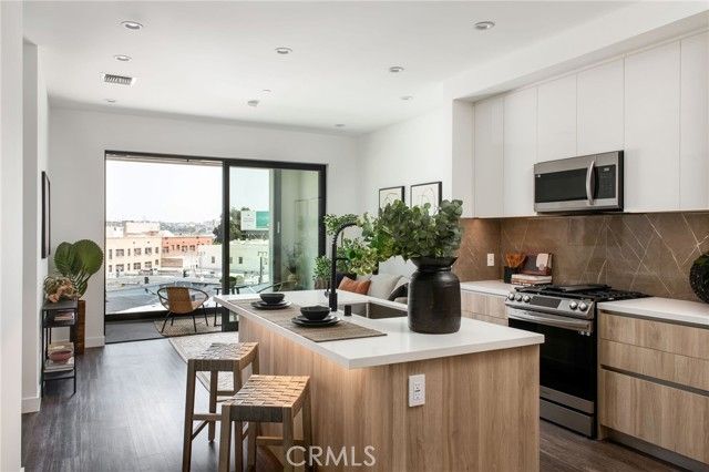 118 Astronaut Ellison S Onizuka Street 307, Los Angeles, CA 90012