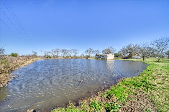 2095 FM 1452 W, Madisonville, TX 77864