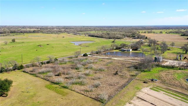 2095 FM 1452 W, Madisonville, TX 77864