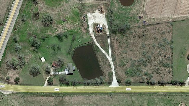 2095 FM 1452 W, Madisonville, TX 77864