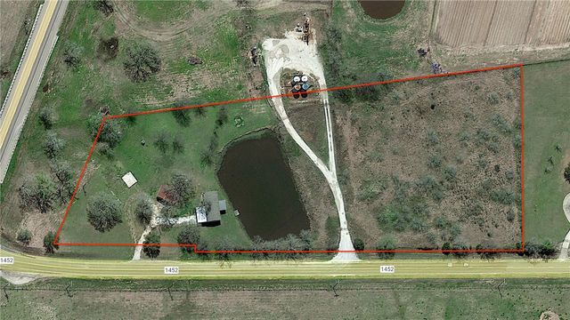 2095 FM 1452 W, Madisonville, TX 77864