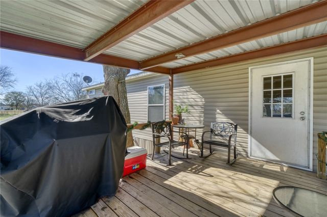 2095 FM 1452 W, Madisonville, TX 77864