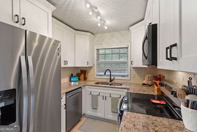 2161 Powers Ferry Drive SE, Marietta, GA 30067